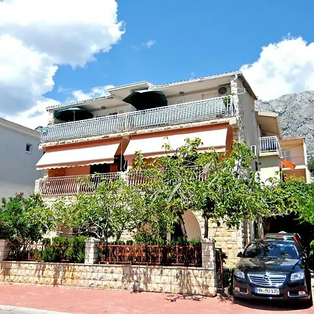 Apartment Petar Makarska