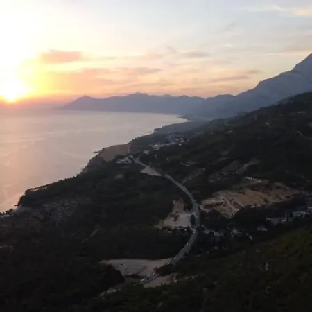 Petar * Makarska
